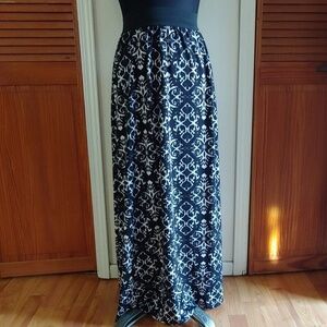 JOE B. PATYERNED MAXI SKIRT XS